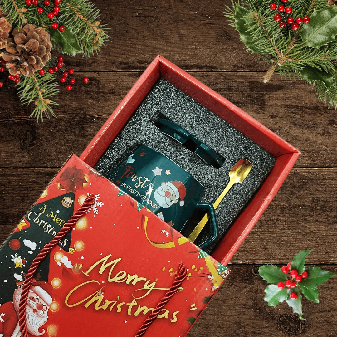 Zestaw prezentowy kubek świąteczny z łyżeczką