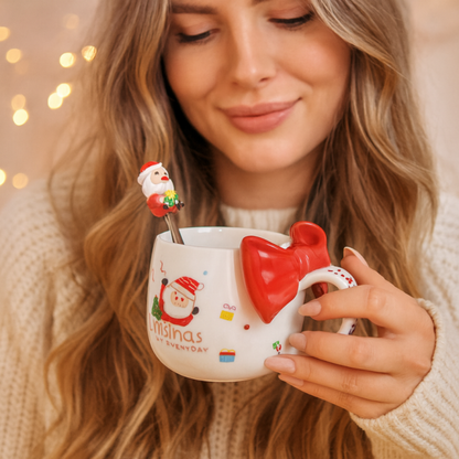 Kubek świąteczny z kokardą - zestaw z łyżeczką w pudełku