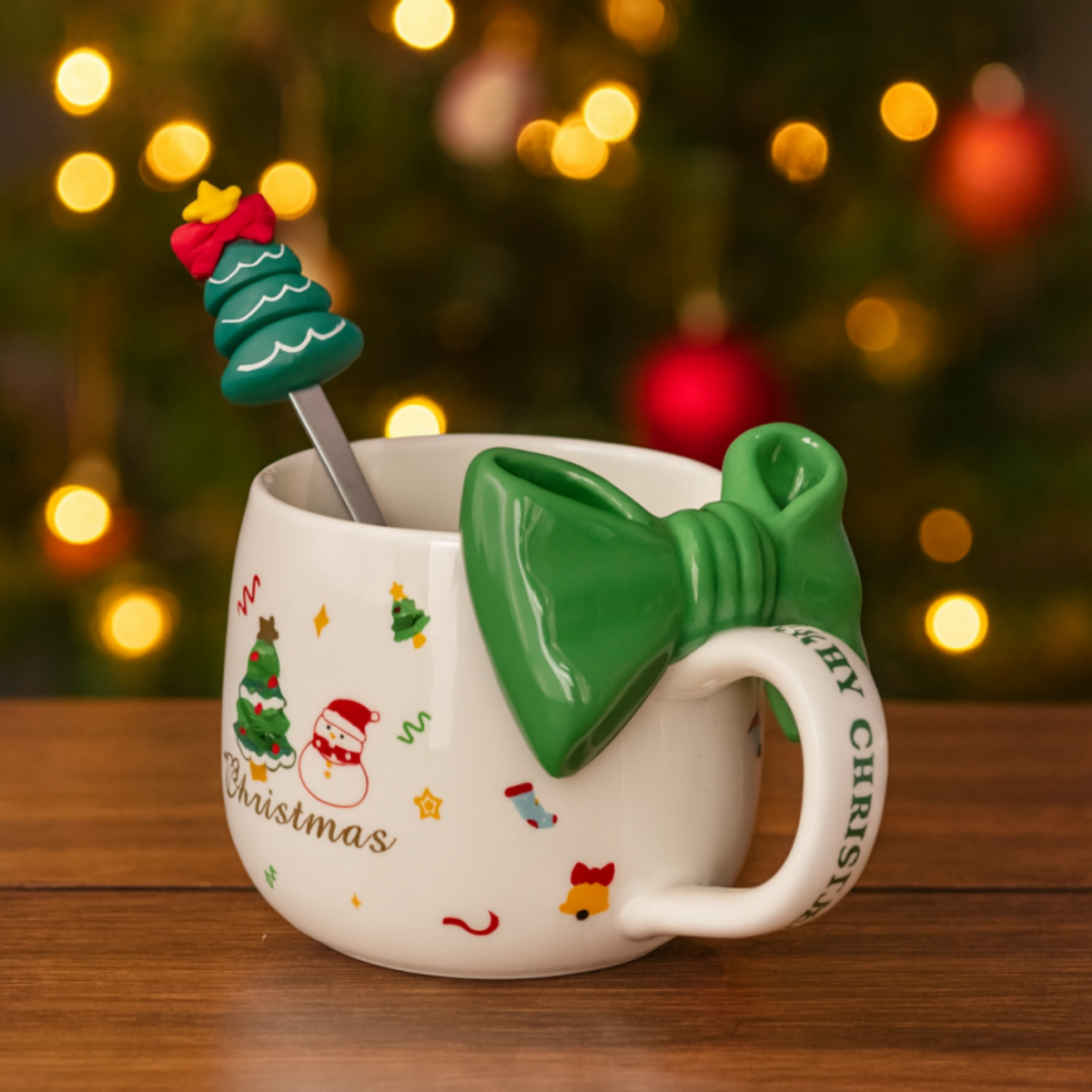 Kubek świąteczny z kokardą - zestaw z łyżeczką w pudełku